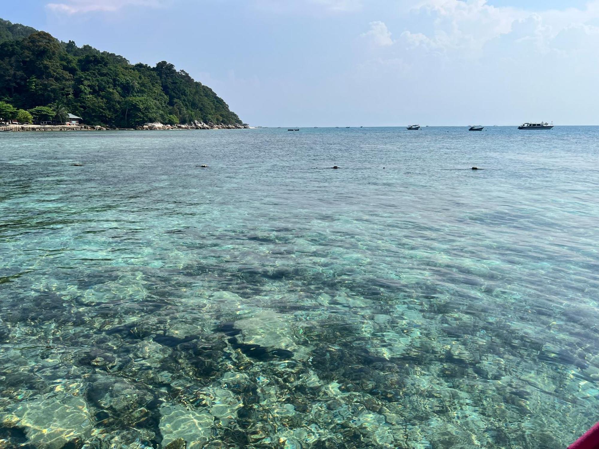 ホテル Perhentian Suria Kampong Pasir Petani エクステリア 写真